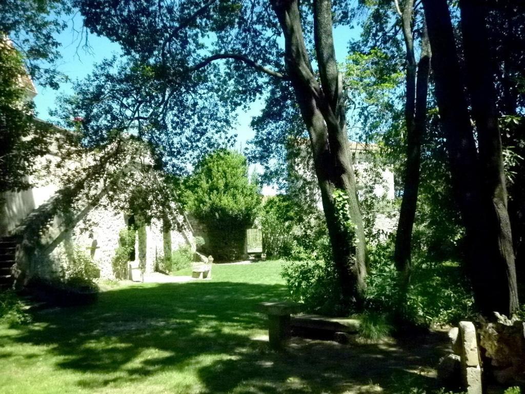 Bed and Breakfast Les Deux Tours Brignon Экстерьер фото